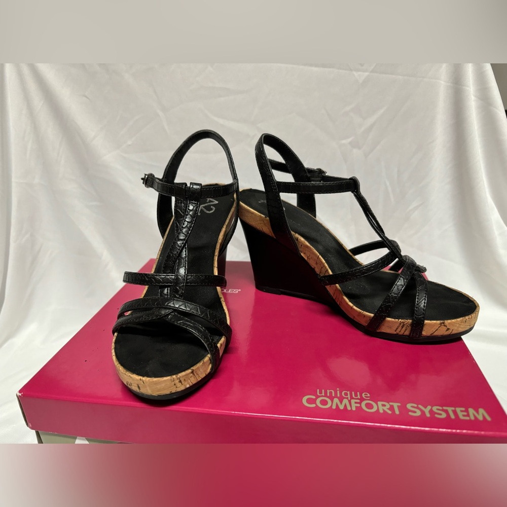 Women’s A2 by Aerosoles Black Snakeskin Wedges in Size 5M